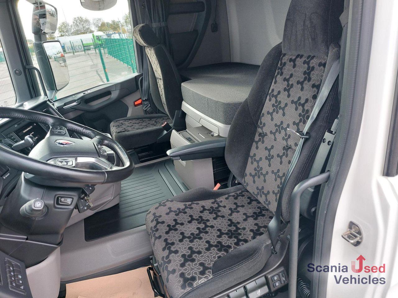 Scania R 460 A4x2NA – фотография 12 Scania R 460 A4x2NA – фотография 12